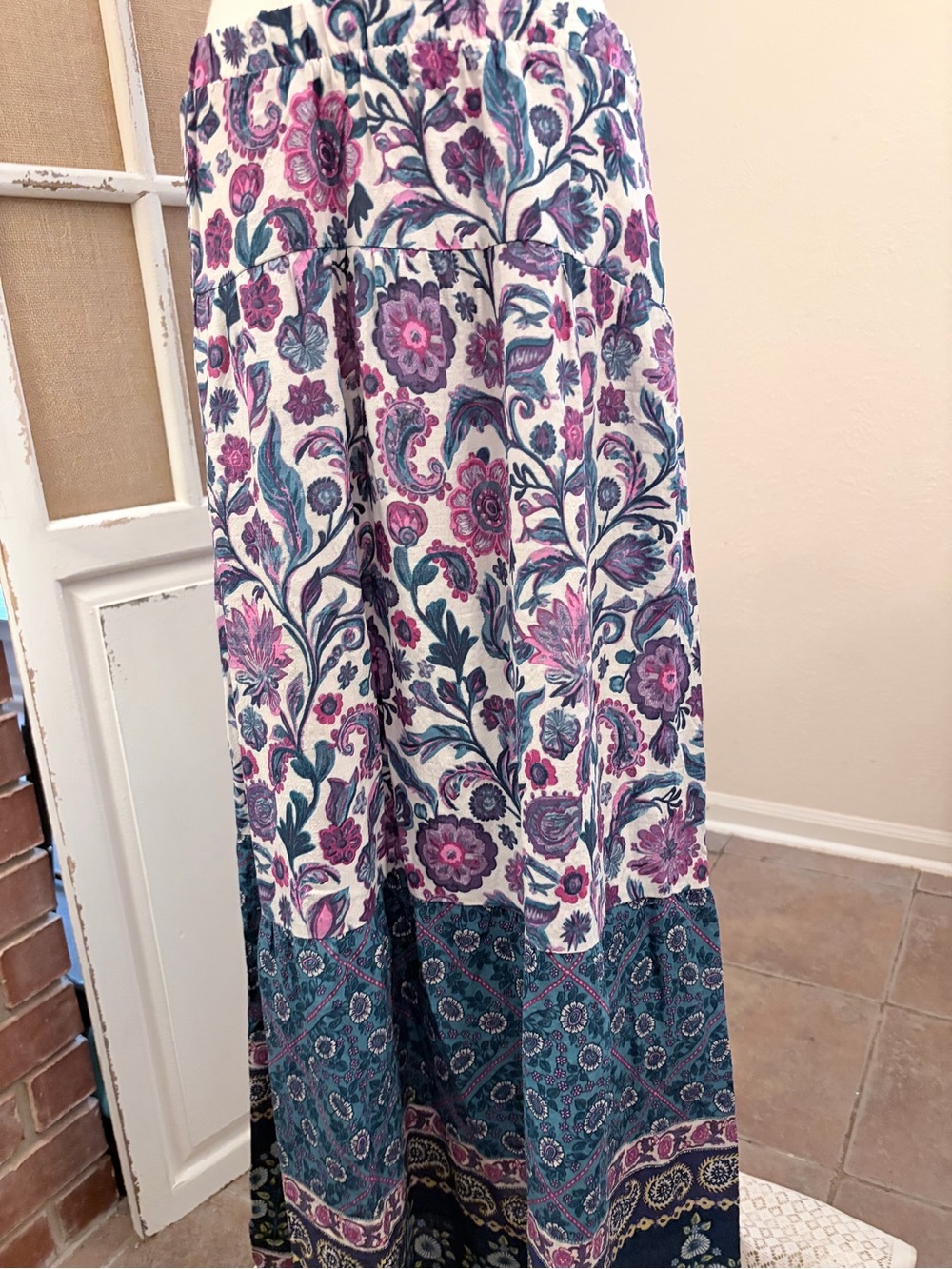 Natural Life Boho Festival Maxi Skirt M Floral Burgundy Teal NWT